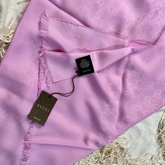 GUCCI GG Guccissima Rose Pink Wool Silk Blend Wrap Monogram Shawl Scarf - Picture 2 of 13